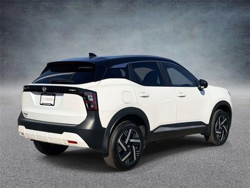 New 2026 Nissan Kicks SV image 2