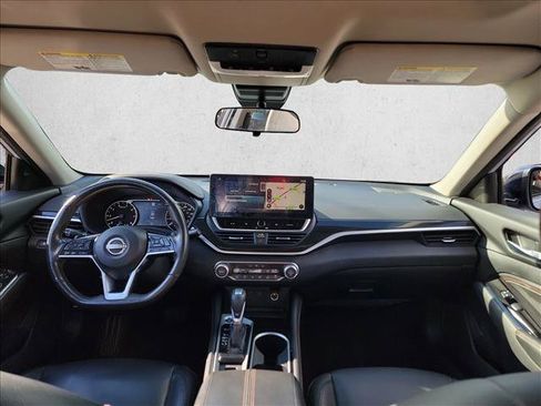 Used 2023 Nissan Altima 2.0 SR FWD image 15