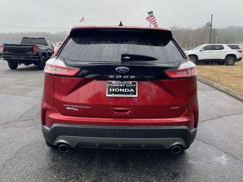 Used 2024 Ford Edge Titanium image 4