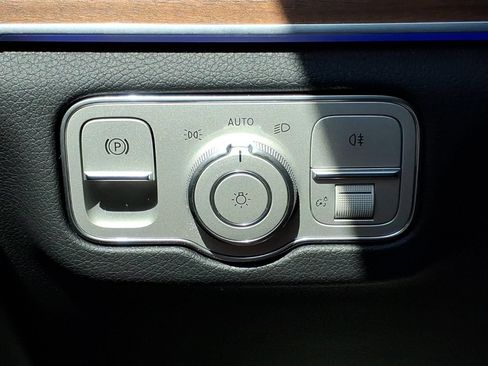 Certified 2025 Mercedes-Benz GLE 350 4MATIC image 17