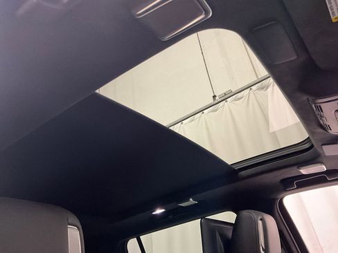 Used 2023 Cadillac Escalade ESV Premium Luxury Platinum w/ LPO, Radiant Package image 22