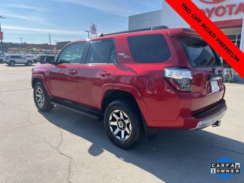Certified 2024 Toyota 4Runner TRD Off-Road Premium image 7