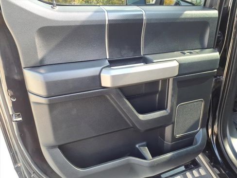 Used 2018 Ford F150 Raptor w/ Equipment Group 802A Luxury image 10