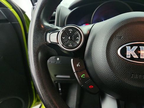 Used 2014 Kia Soul image 16