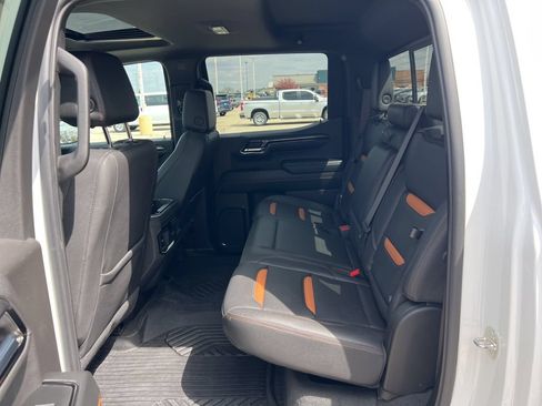 Used 2024 GMC Sierra 1500 AT4 w/ AT4 Preferred Package AWD/4WD image 20