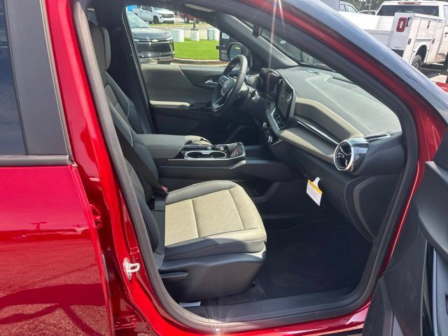New 2027 Chevrolet Equinox LT w/ Convenience Package II FWD image 31