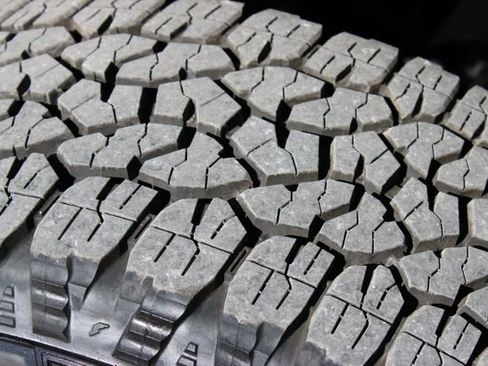 Used 2025 GMC Sierra 2500 AT4 w/ AT4 Premium Plus Package image 18