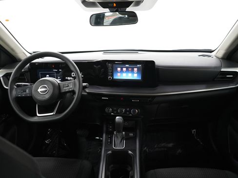 Used 2025 Nissan Kicks S FWD image 13
