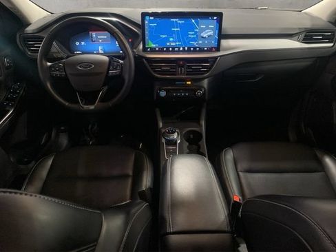 Used 2025 Ford Escape Platinum AWD/4WD image 2