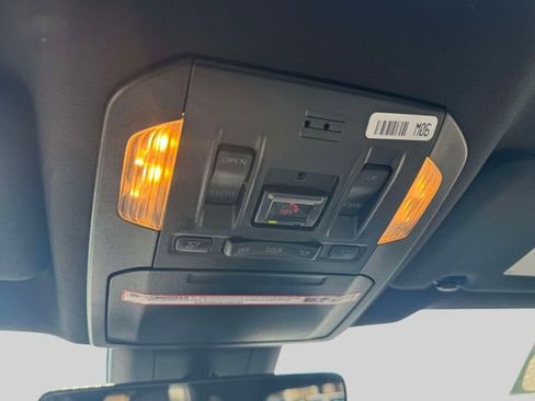 Used 2023 Toyota Highlander XSE image 37