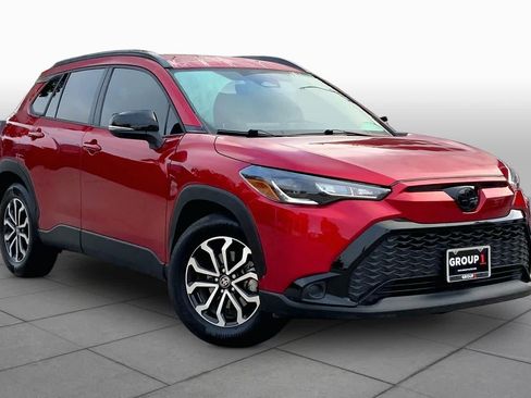 Used 2025 Toyota Corolla Cross AWD Hybrid image 3
