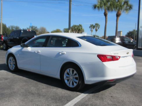 Used 2025 Chevrolet Malibu LT image 7