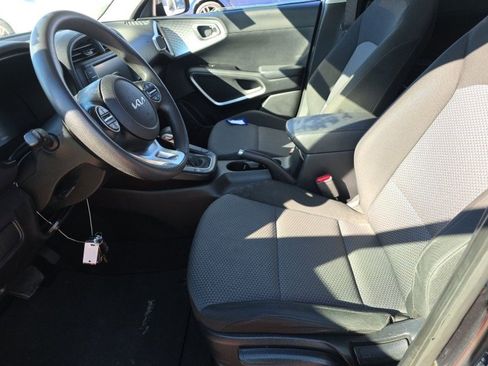 Used 2023 Kia Soul LX w/ Option Group 015 image 23