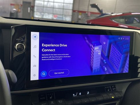 Used 2025 Toyota Camry SE image 20