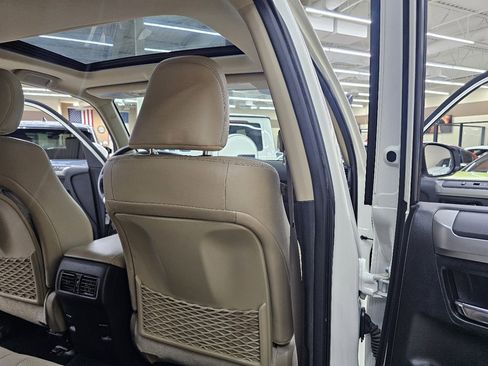 Used 2016 Toyota 4Runner Limited image 24