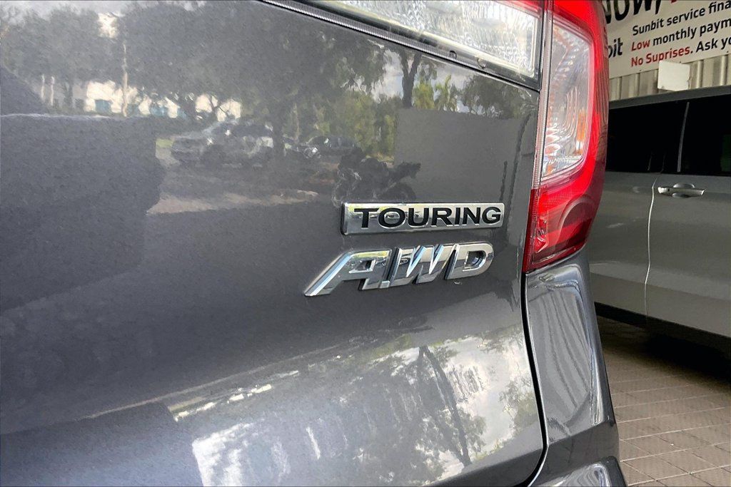 Used 2022 Honda Pilot Touring image 19