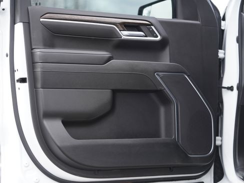 Used 2022 GMC Sierra 1500 Elevation image 15