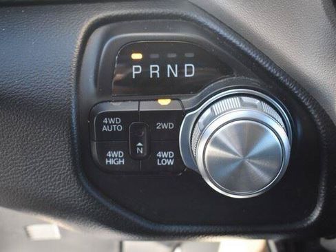 Used 2020 RAM 1500 Laramie AWD/4WD image 40