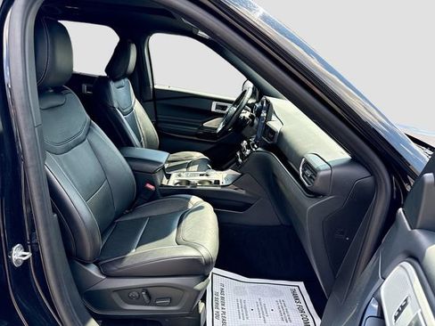 Certified 2021 Ford Explorer ST w/ Equipment Group 401A AWD/4WD image 38