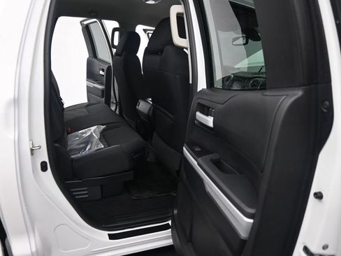 Used 2019 Toyota Tundra SR5 w/ Convenience Package AWD/4WD image 24