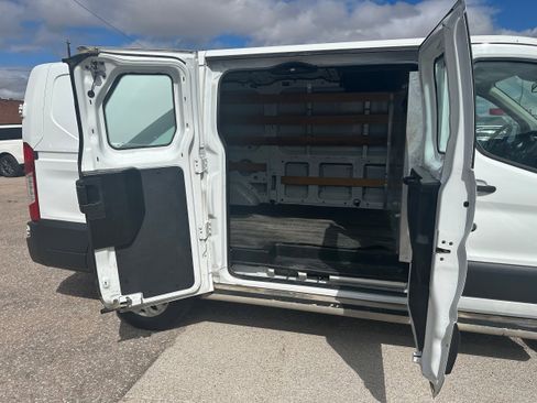 Used 2016 Ford Transit 250 130 Low Roof w/ Exterior Upgrade Package RWD image 22
