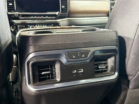 Used 2023 Chevrolet Silverado 1500 High Country w/ High Country Premium Package AWD/4WD image 29