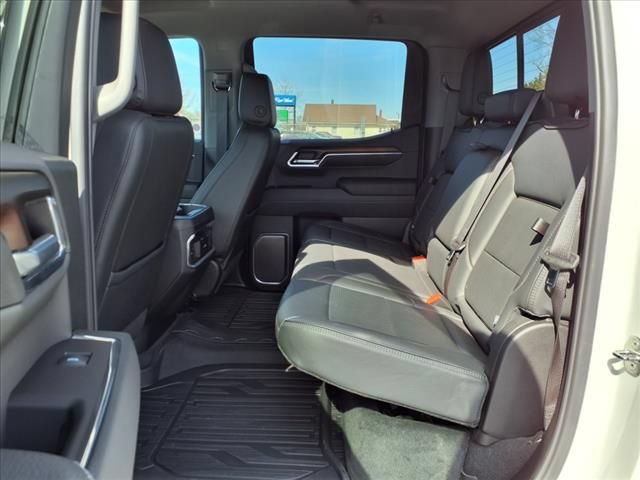 Used 2024 GMC Sierra 1500 Denali AWD/4WD image 12