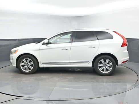Used 2016 Volvo XC60 T6 w/ Proximity Package image 5