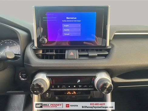 New 2025 Toyota RAV4 XLE image 15