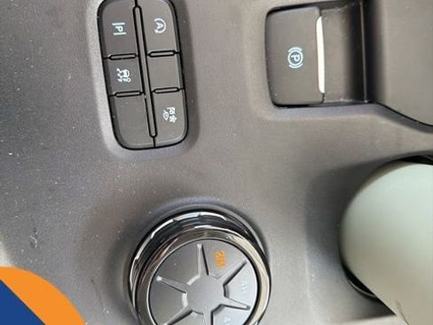 Used 2024 Ford Ranger Lariat w/ Trailer Tow Package image 22