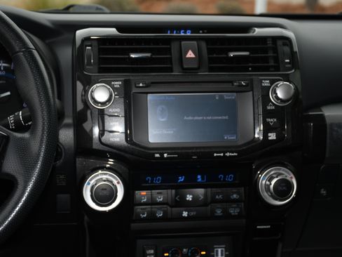 Used 2019 Toyota 4Runner Limited image 17