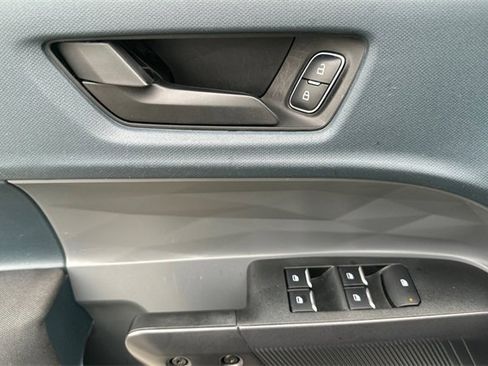 Used 2024 Ford Maverick XL image 11