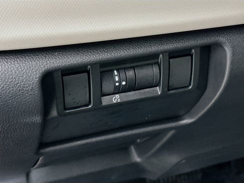 Certified 2025 Subaru Forester image 15