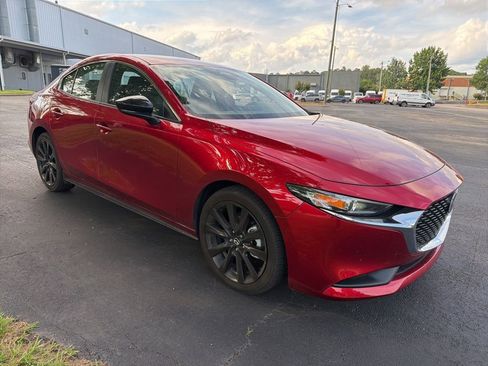 Used 2025 MAZDA MAZDA3 s FWD image 2