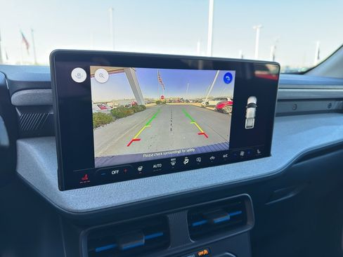 New 2025 Ford Maverick XLT w/ XLT Luxury Package image 21