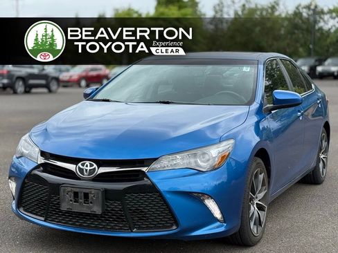 Used 2017 Toyota Camry XSE w/ Moonroof Package FWD image 1