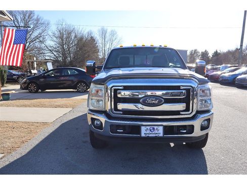 Used 2014 Ford F250 Lariat w/ Chrome Package image 46