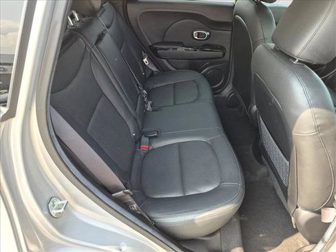 Used 2015 Kia Soul ! w/ Sun & Sound Package FWD image 22