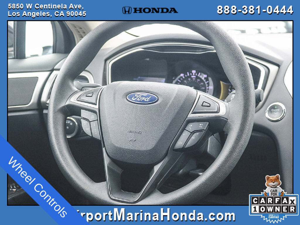 Used 2020 Ford Fusion SE FWD image 8