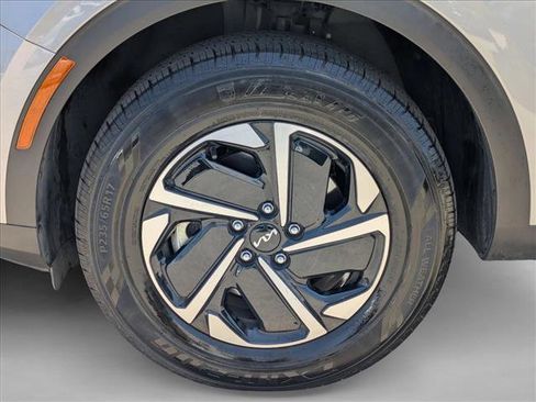 Used 2023 Kia Sportage LX AWD/4WD image 23