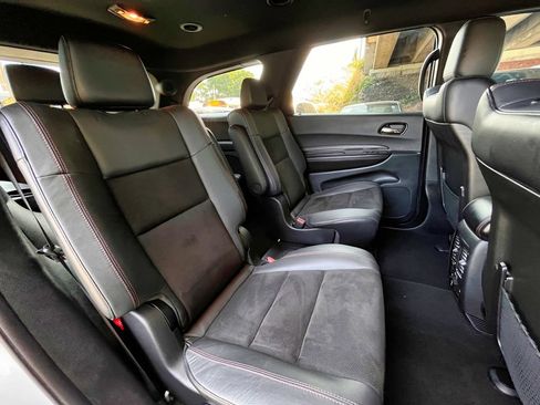Used 2022 Dodge Durango R/T w/ Blacktop Package AWD/4WD image 27