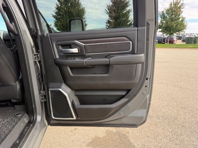 Used 2026 RAM 3500 Laramie w/ Night Edition AWD/4WD image 17