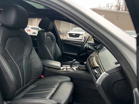 Used 2019 BMW 530i w/ Convenience Package image 31