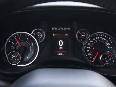 Used 2023 RAM 2500 Big Horn w/ Level 1 Equipment Group image 13