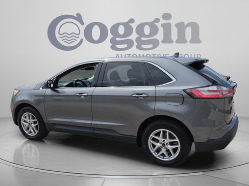Used 2024 Ford Edge SEL AWD/4WD image 3