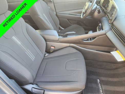 New 2025 Hyundai Elantra Sport image 11