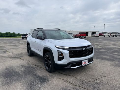 New 2026 Chevrolet Equinox RS FWD image 4