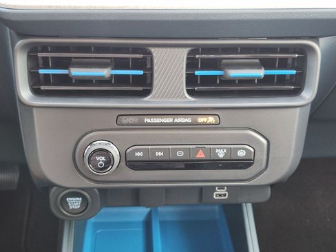 New 2026 Ford Maverick XLT image 18