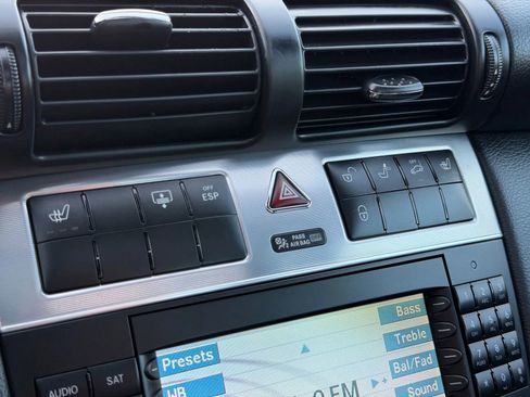 Used 2006 Mercedes-Benz C 55 AMG Sedan w/ Premium Pkg image 46