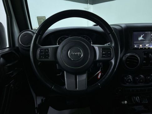 Used 2017 Jeep Wrangler Unlimited Sport image 20